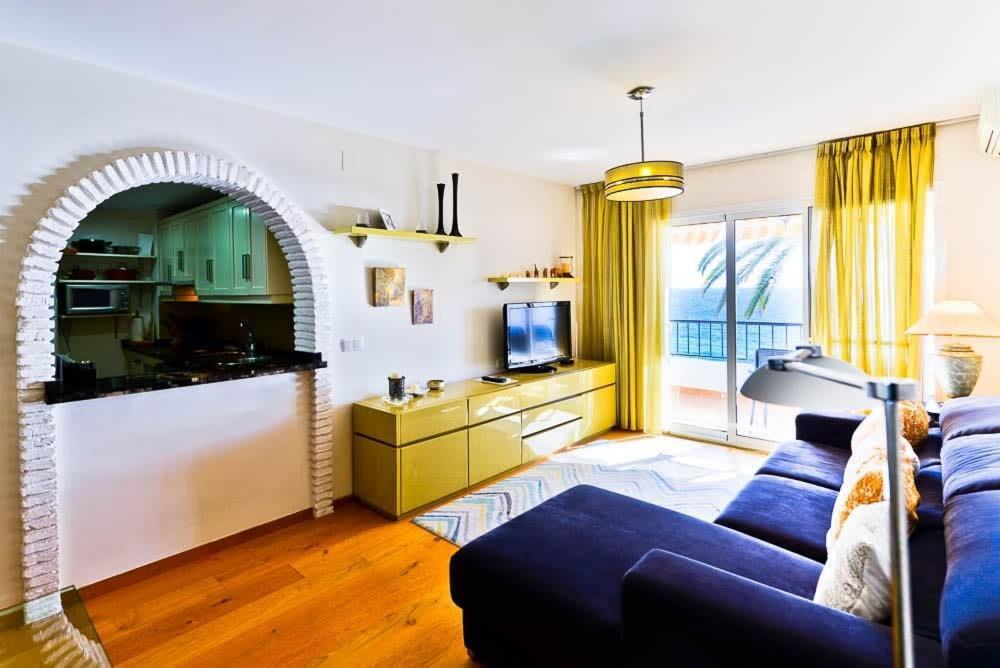 Las Palmeras Nerja Bagian luar foto