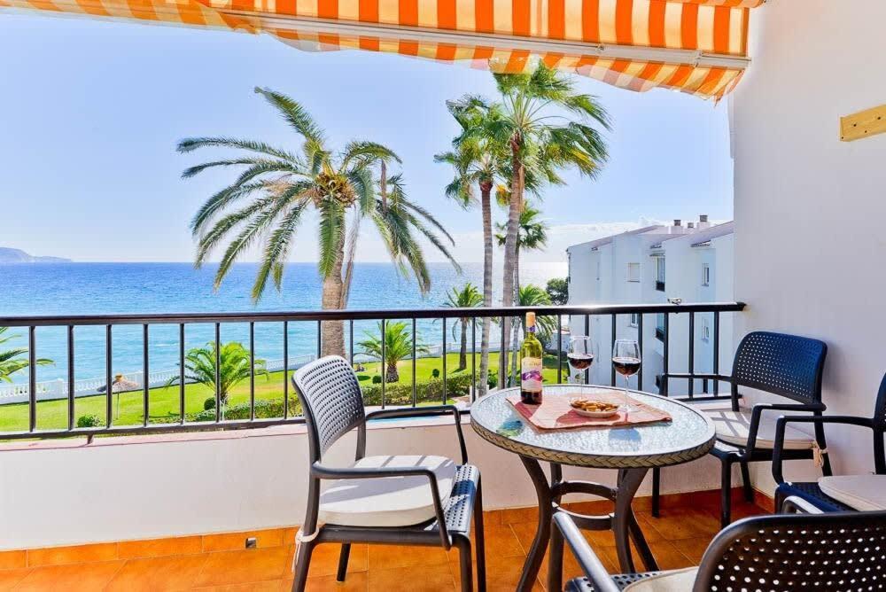 Las Palmeras Nerja Bagian luar foto